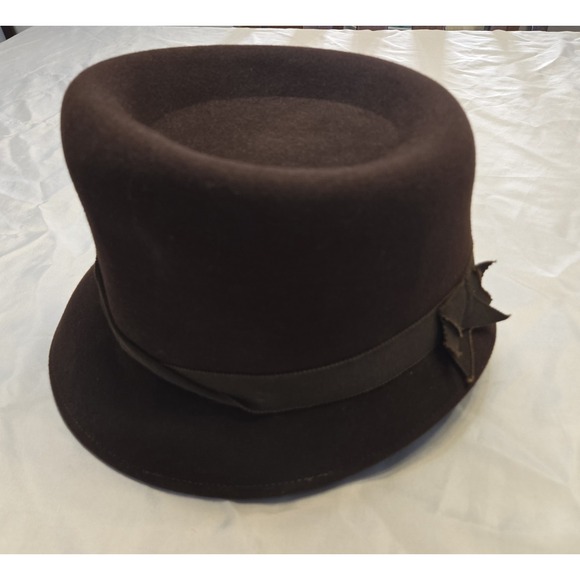 Stetson Fifth Avenue Accessories - Vtg Stetson Fifth Avenue Womens Cloche Hat 22.5 Brown Wool Felt Ribbon Luxury